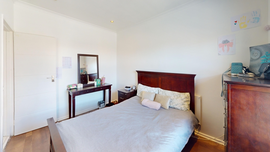 4 Bedroom Property for Sale in Rondevlei Park Western Cape